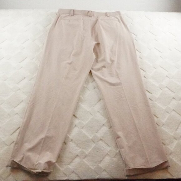 Nike Golf Chino Pants Mens 38x32 Single Pleated Turn Ups Hem - Picture 9 of 10